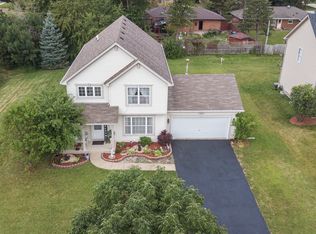 962 N Ohio St, Aurora, IL 60505