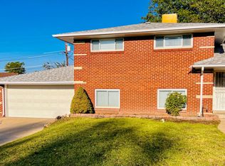 7951 Robin Ln, Denver, CO 80221