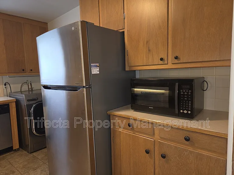 630 N Taft Hill Rd — Photo 15