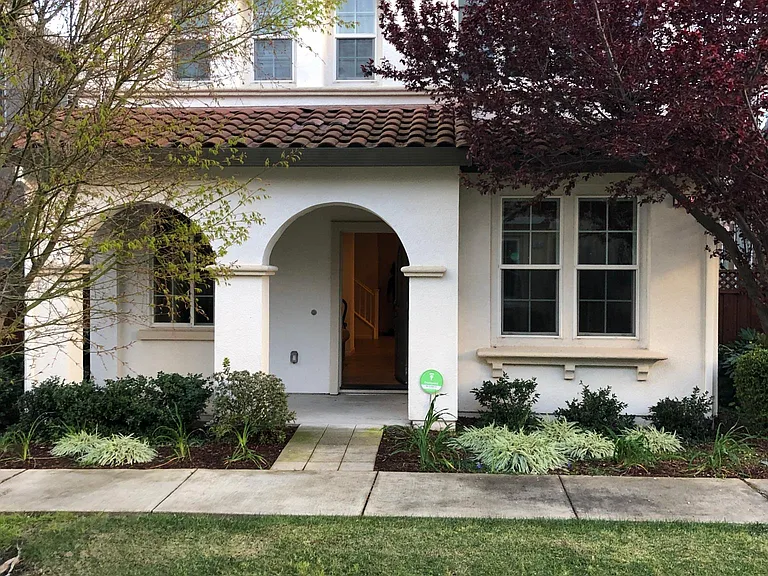 2523 Coldstream Way — Photo 1