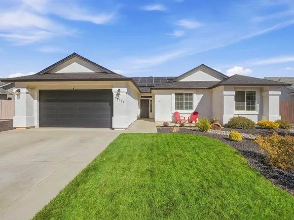 20208 Ballentine Dr, Anderson, CA 96007