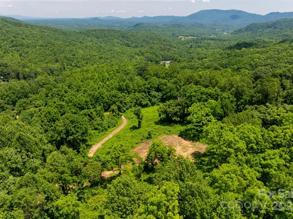 3223 Mount Hebron Rd, Old Fort, NC 28762