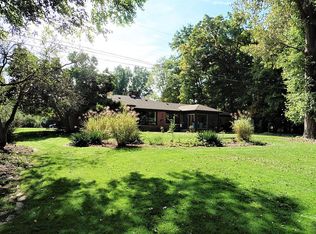 21000 Smallwood Dr, Beverly Hills, MI 48025