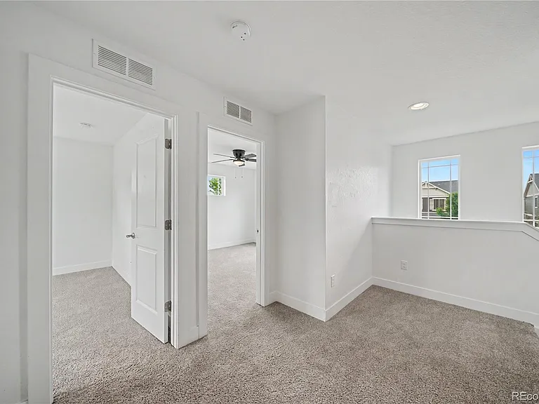4937 S Addison Way — Photo 20