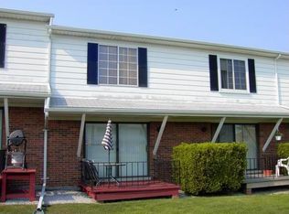 125 Cuttle Rd APT C15, Marysville, MI 48040