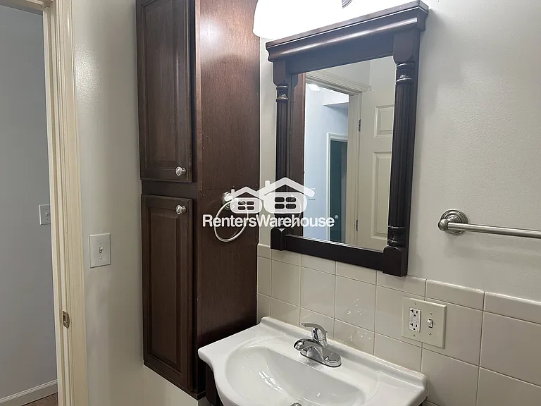 17825 Falls Rd — Photo 18