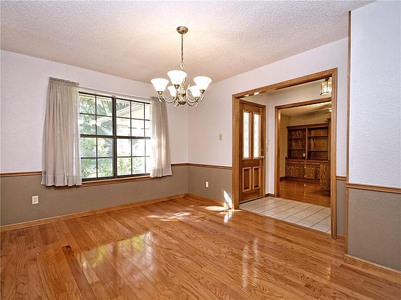 5th image of 106 Bonwood Dr