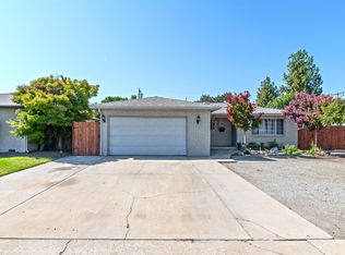 854 W Rialto Ave, Clovis, CA 93612