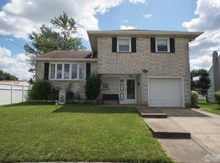 105 Ash St, Carteret, NJ 07008