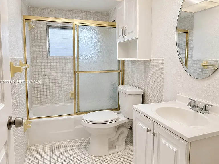 1855 NE 121st St #6 — Photo 10