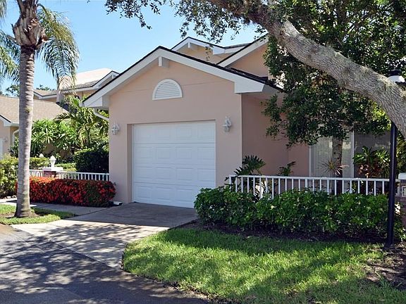 3rd image of 219E Park Shores Cir