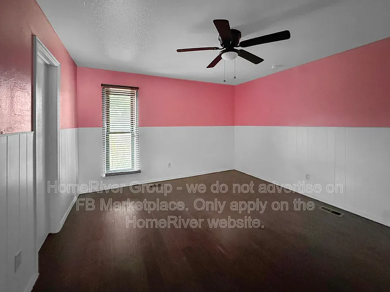 4720 NE 31st St — Photo 5