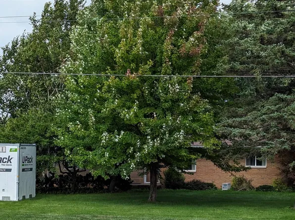 5350 Brockway Rd, Saginaw, MI 48638