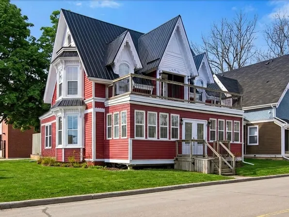 54 Summer St, Summerside, PE C1N 3H8