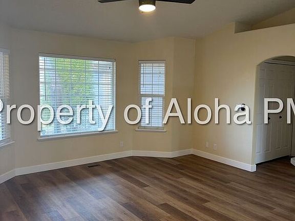 3rd image of 1248 N Black Wolf Ave