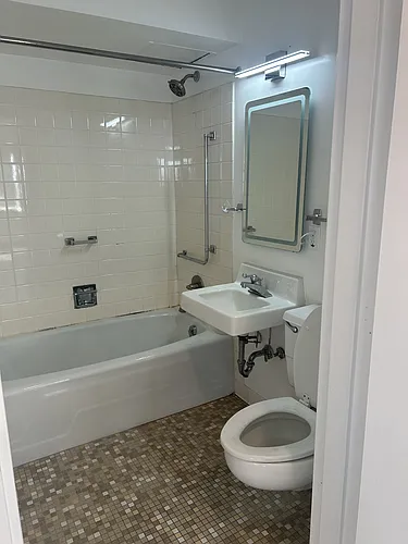 Floor plan 1002