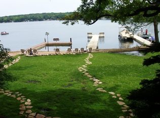 445 Waldeck Dr, Twin Lakes, WI 53181