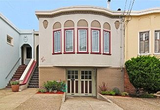 :: 1277 35th Ave