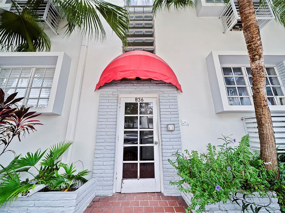 1st image of 836 10th St APT 8