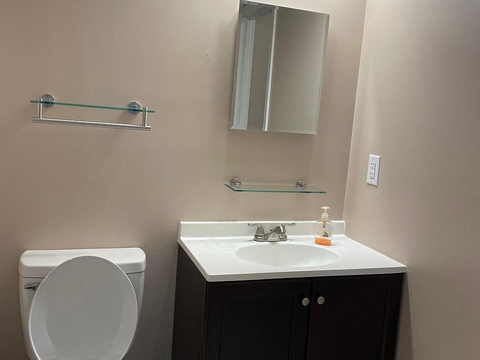 1st image of 5350 Camelot Dr APT 1