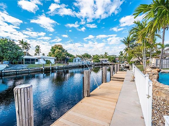 Canals with ocean access. Fixed bridges