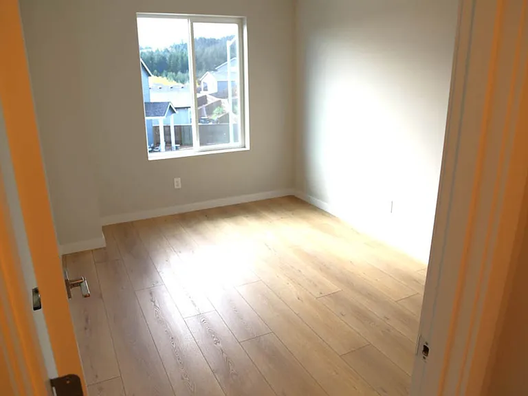 5351 NW Torchcrest Pl — Photo 8