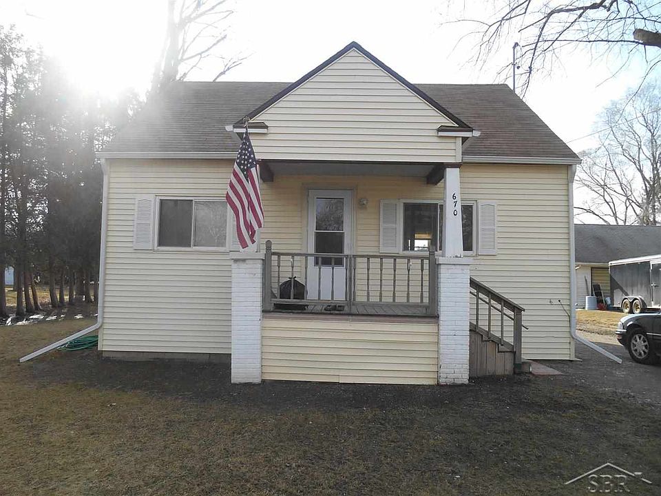 1st image of 670 S Frost Dr