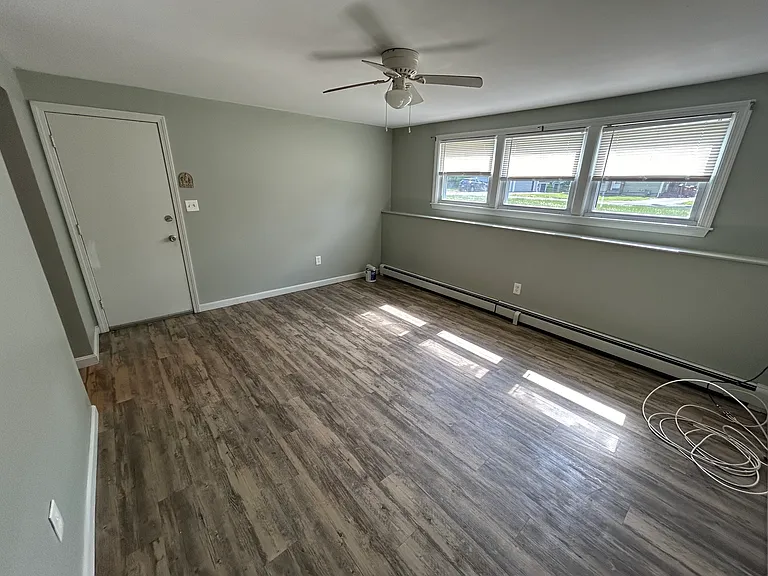 79 Forest St #1 — Photo 4