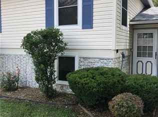 819 N Tepee Dr, Independence, MO 64056