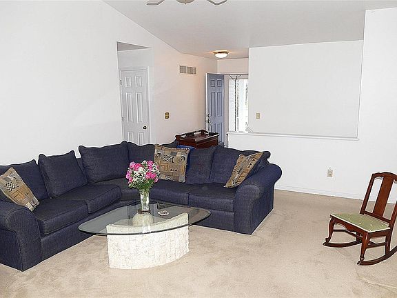 5th image of 6206 Hawkins Farm Ct