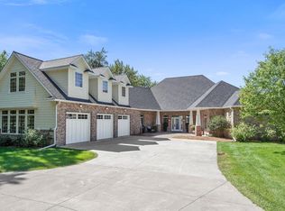 22870 Hayward Ave N, Forest Lake, MN 55025