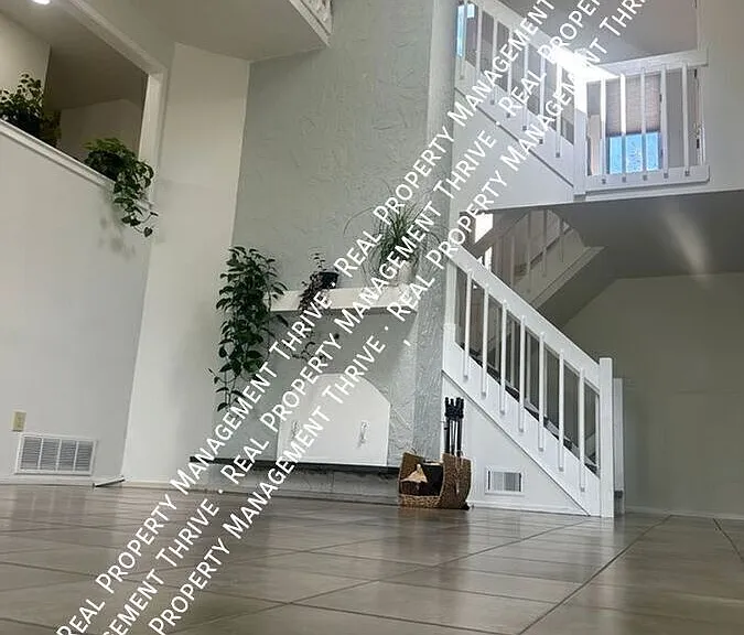 8 Kipford Way — Photo 5