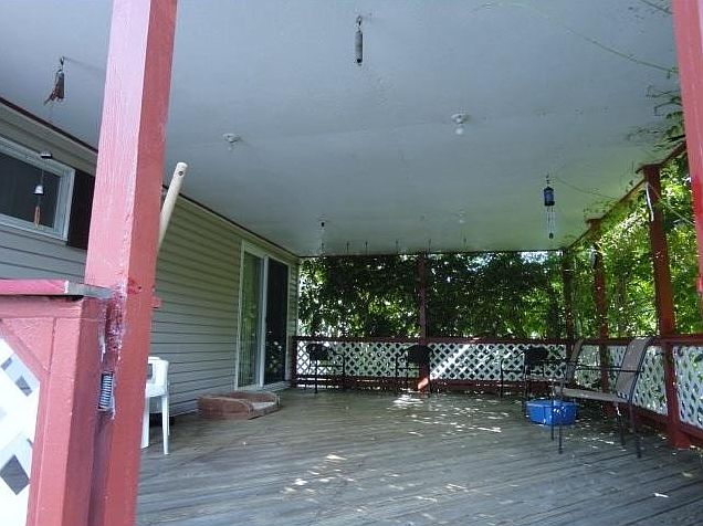 2nd image of 1640 Butler Pike