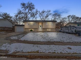 1112 E Violet Dr, White City, UT 84094