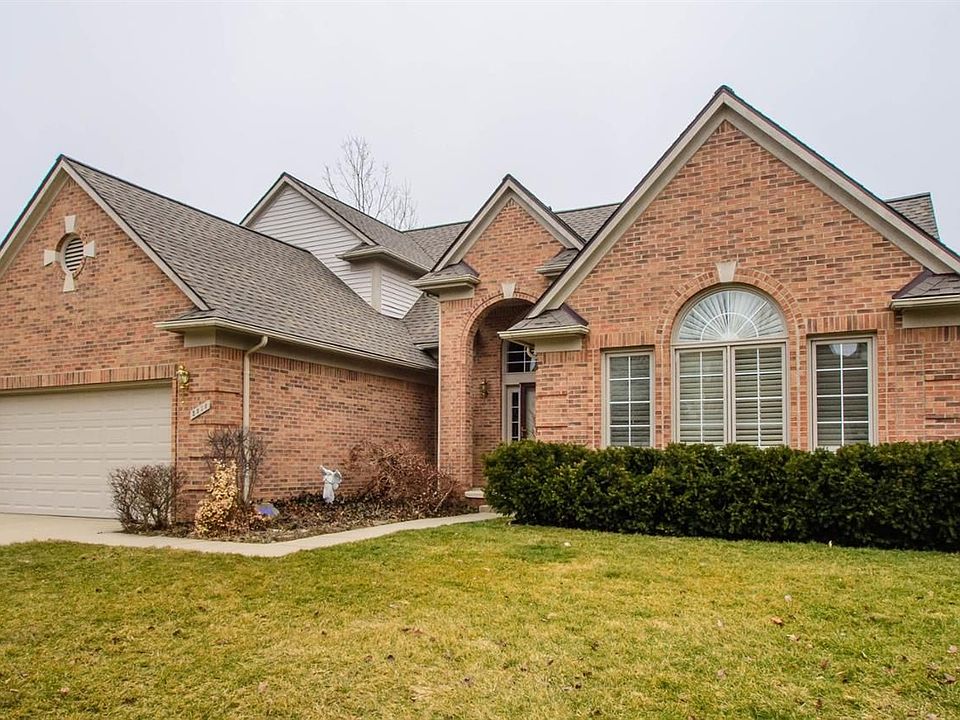 1st image of 2858 Leslie Park Cir