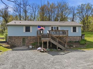 595 Goose Pond Rd, Lake Ariel, PA 18436