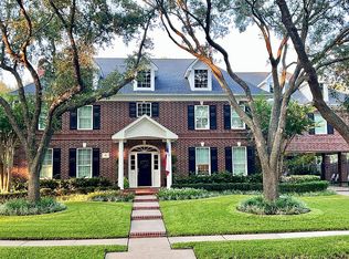 26 Martins Way, Sugar Land, TX 77479