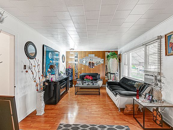 5th image of 14041 S Calhoun Ave