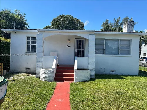 740 NW 31st St Photo 1