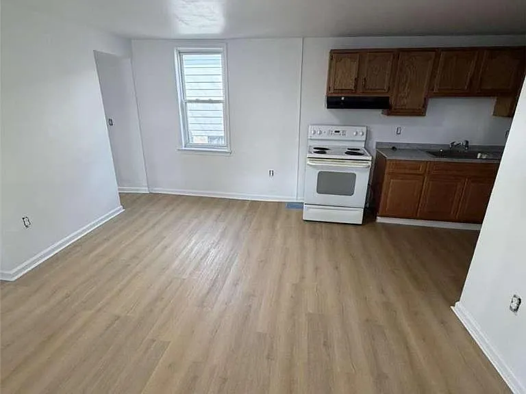 503 Dock St #B — Photo 3