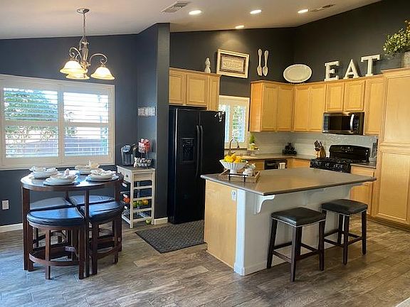 3rd image of 13553 S Las Flores Ct