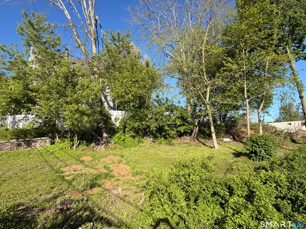 14 Driggs Street, Waterbury, CT 06704