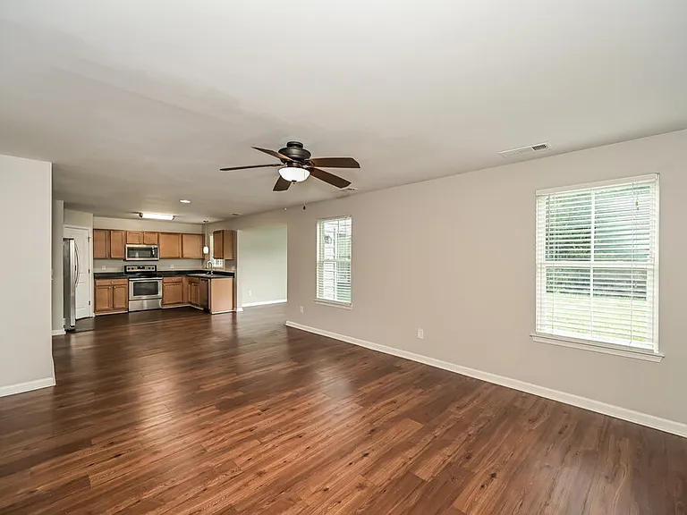 2928 Weston Blvd — Photo 5