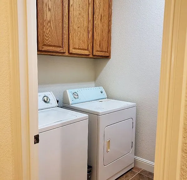 1004 Hildebrand Cir — Photo 34