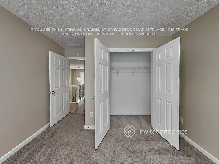 110 Parkway Dr — Photo 14