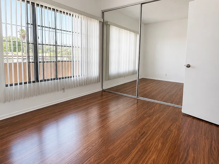 4314 Matilija Ave — Photo 10