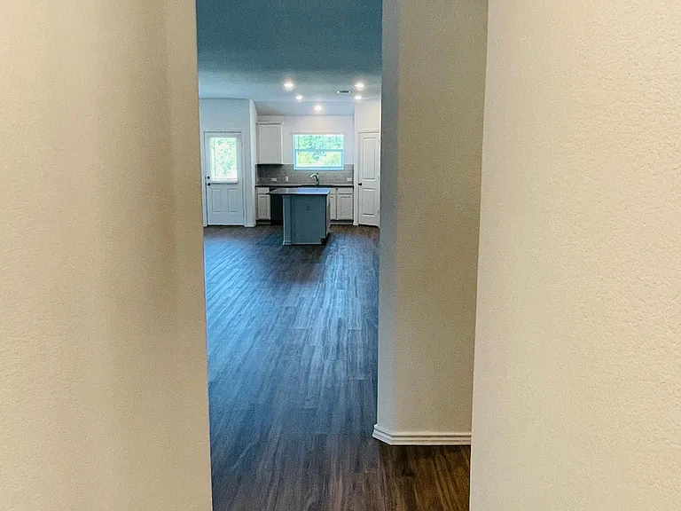 470 Jack Ryan St — Photo 26