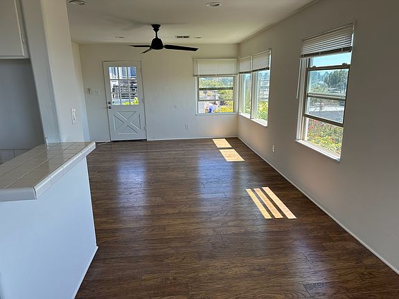 2nd image of 1827 Linwood St APT C