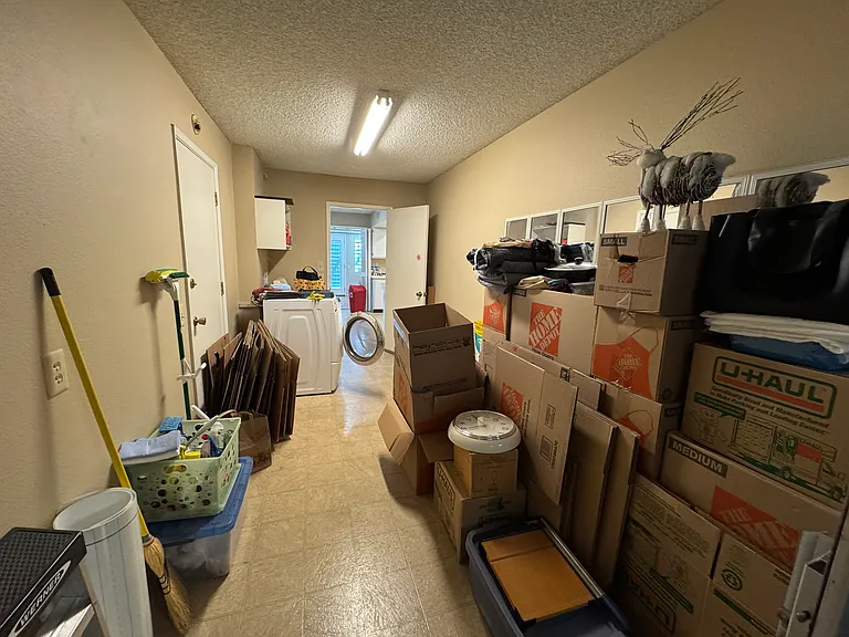 18010 N 99th Dr — Photo 20