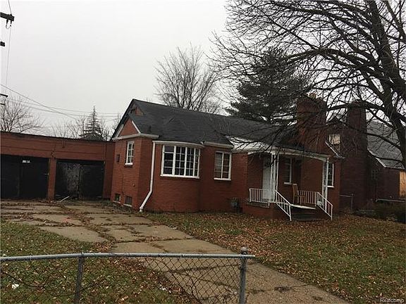 3rd image of 5031 Hereford St